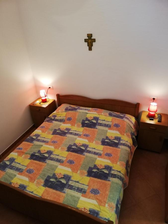 Apartments Ana Pogana Punta Križa Eksteriør billede