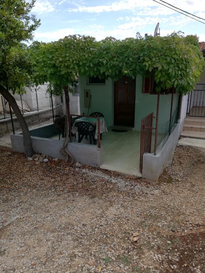 Apartments Ana Pogana Punta Križa Eksteriør billede