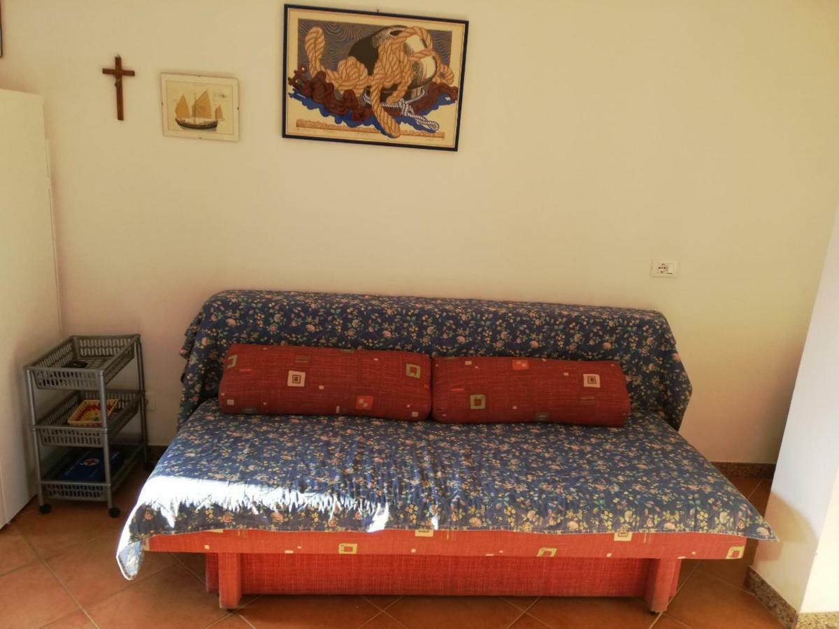 Apartments Ana Pogana Punta Križa Eksteriør billede