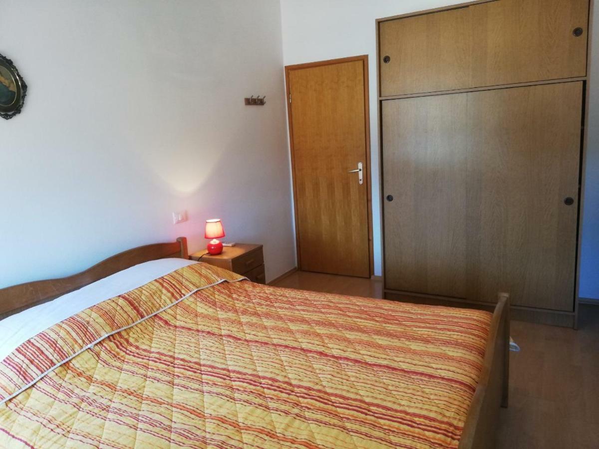 Apartments Ana Pogana Punta Križa Eksteriør billede